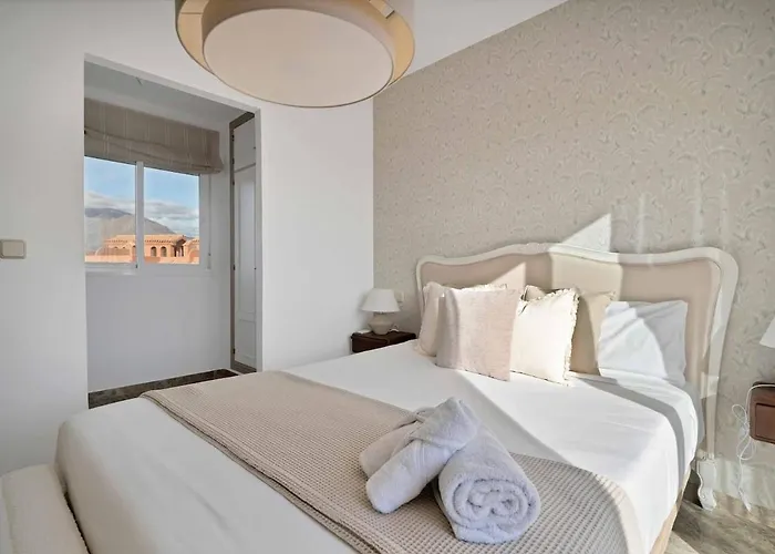 Mare - Seaview Luxury House With Private Jacuzzi Estepona